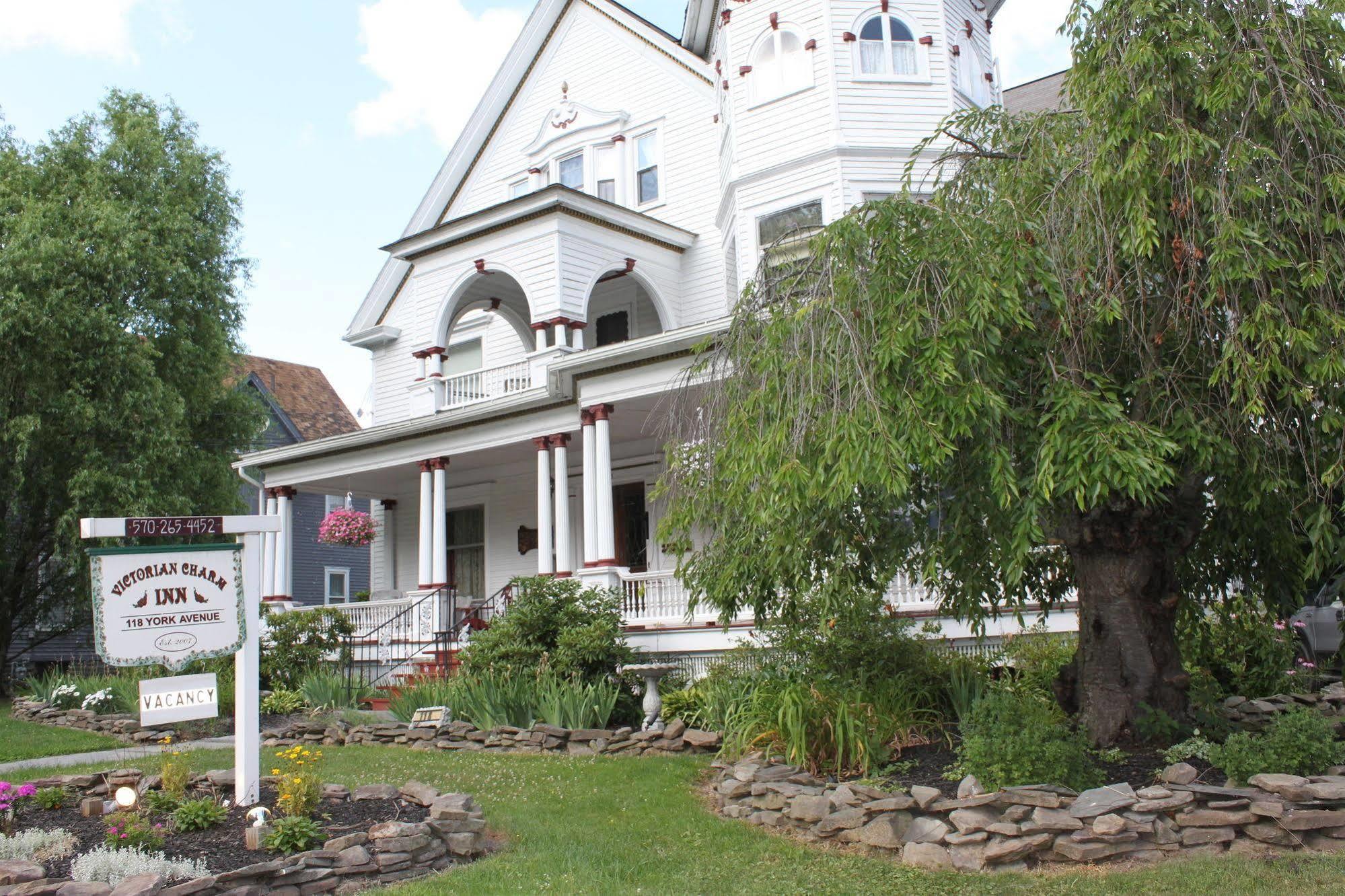 Victorian Charm Inn Towanda Exterior photo